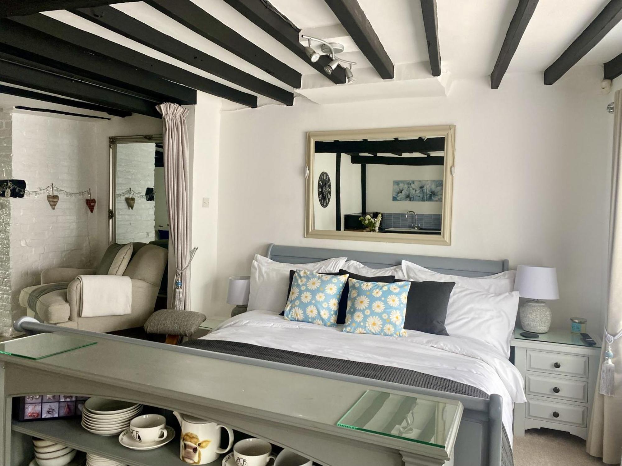 Chestnut Tree Cottage, 7 High Street Ardingly Exterior photo